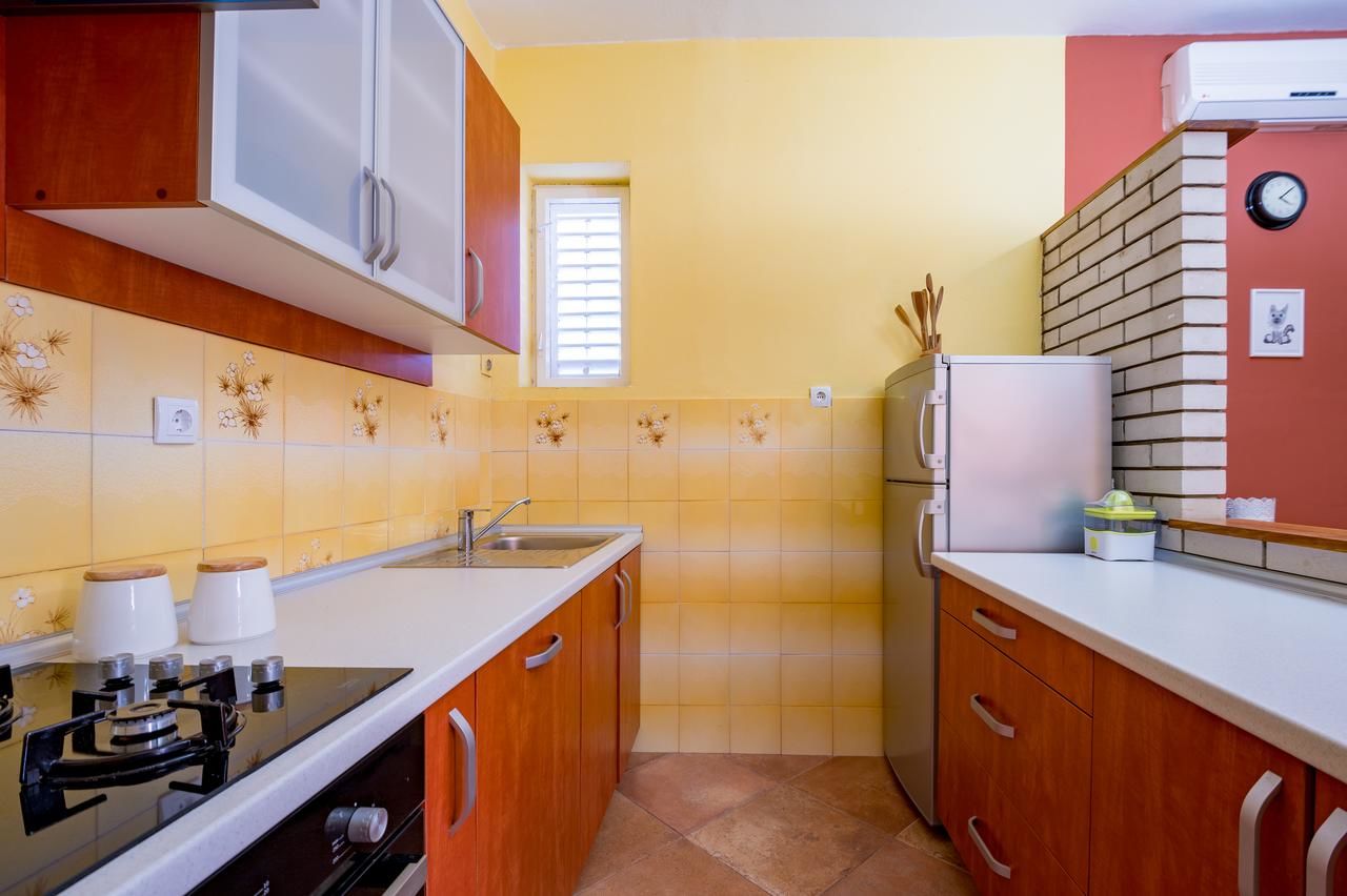Виллы Holiday Home Nives Тиват
